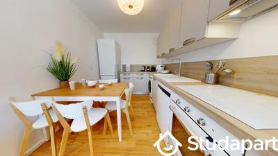 Chambre - 12 m² - 1 pièce