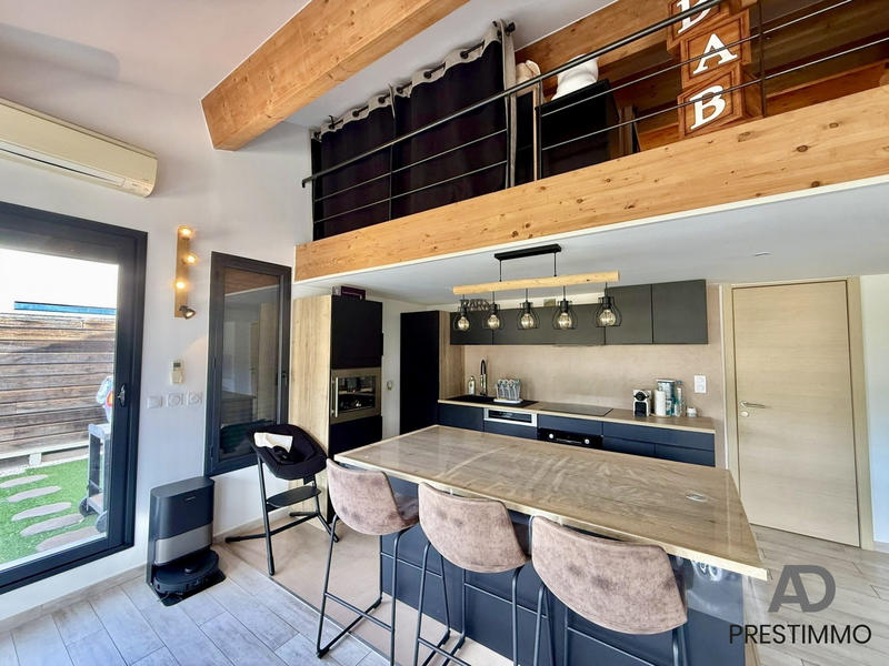 Appartement - 67 m² - 2 pièces