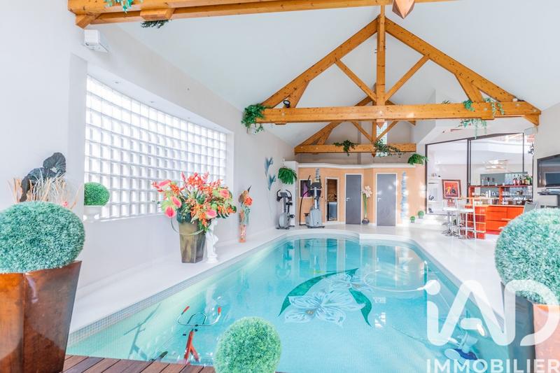 Maison de maîtres - 482 m² - 10 pièces