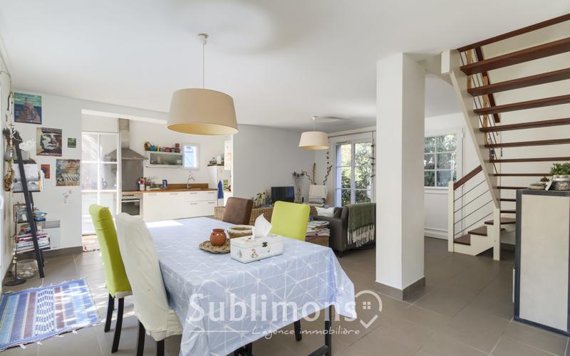 Maison - 91 m² - 5 pièces