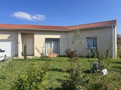 Maison - 84 m² - 4 pièces