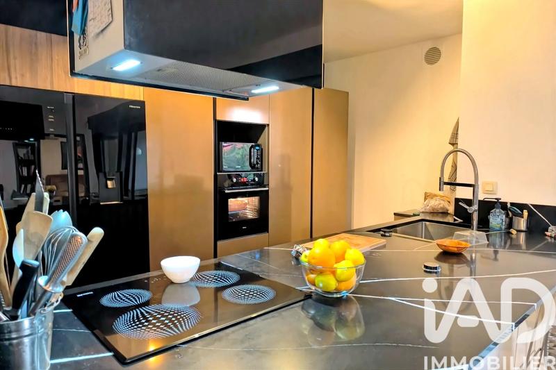 Appartement - 91 m² - 4 pièces