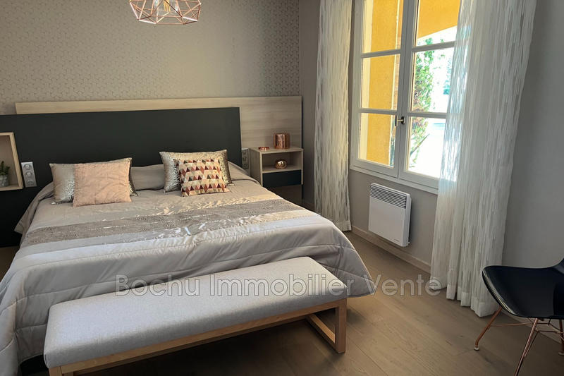 Villa - 200 m² - 5 pièces