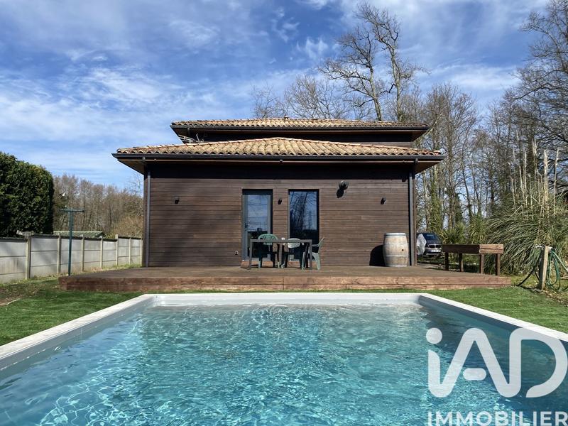 Maison - 161 m² - 7 pièces