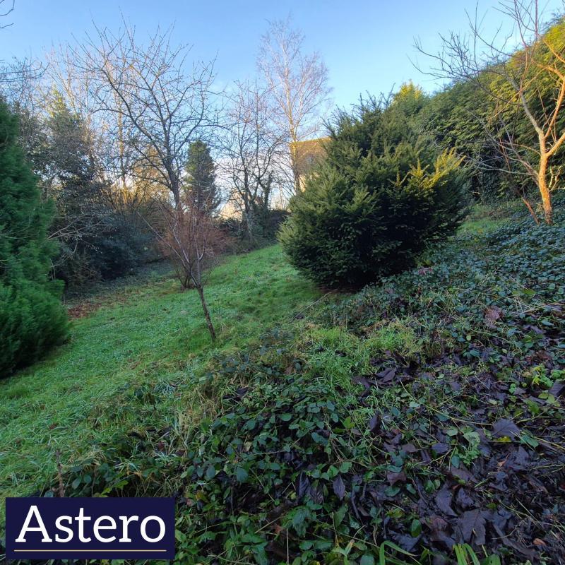 Terrain constructible - 815 m²