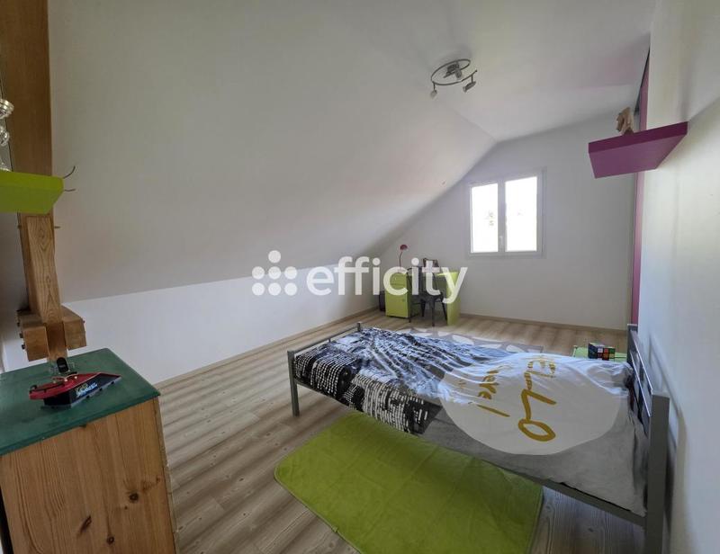 Maison - 181 m² - 5 pièces