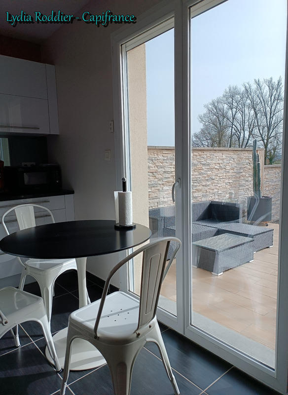 Maison - 108 m² - 5 pièces