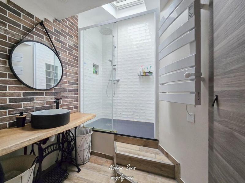 Maison - 95 m² - 5 pièces