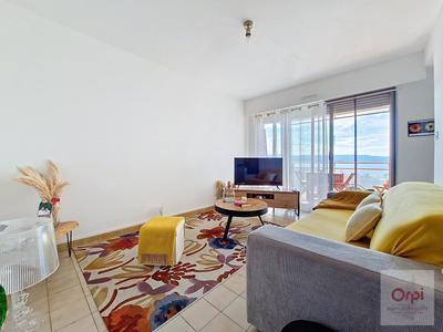 Studio - 27 m² - 1 pièce