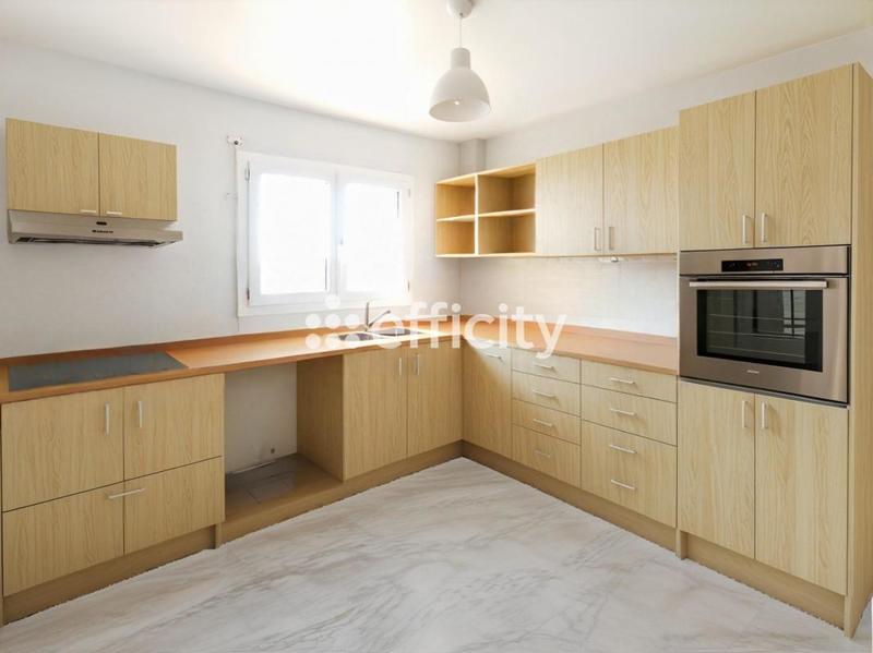 Pavillon - 99 m² - 5 pièces