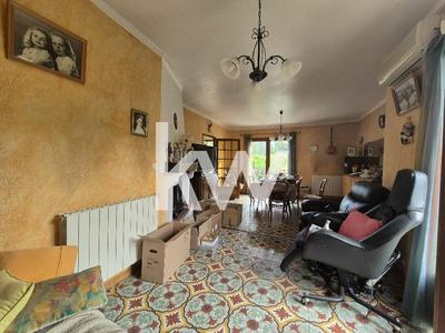 Maison - 89 m² - 5 pièces