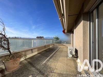 Appartement - 102 m² - 5 pièces