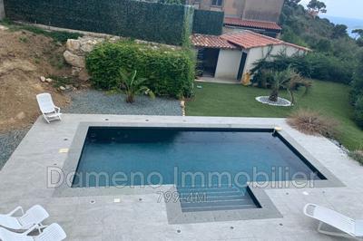 Villa - 200 m² - 5 pièces