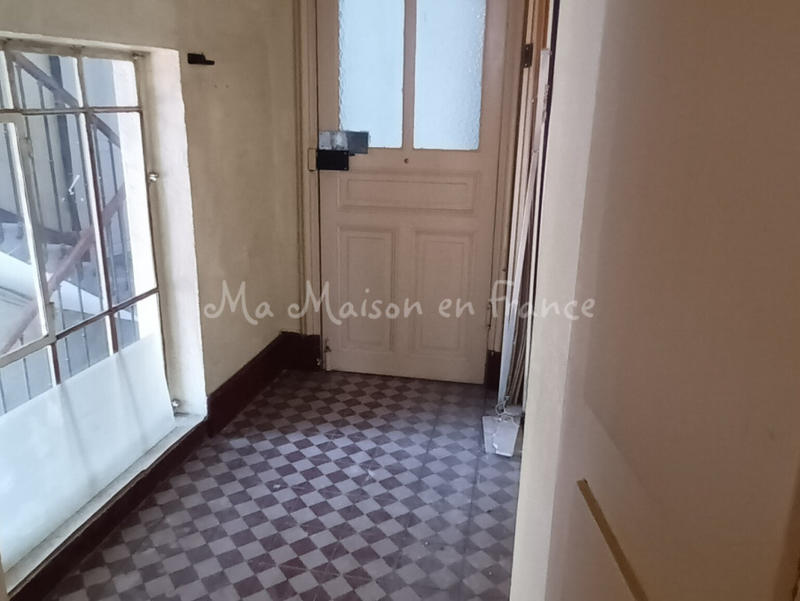 Appartement - 80 m² - 3 pièces