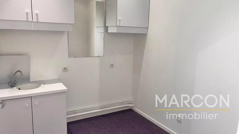 Local commercial - 124 m² - 6 pièces