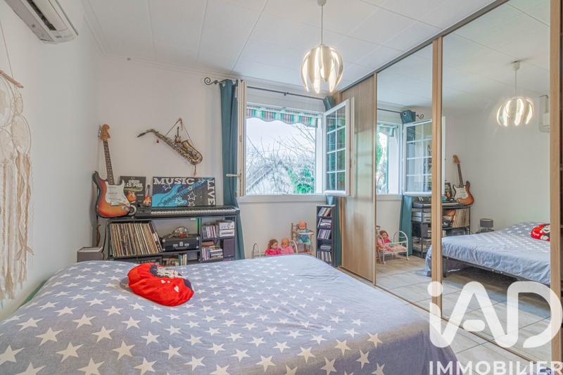 Maison - 95 m² - 5 pièces