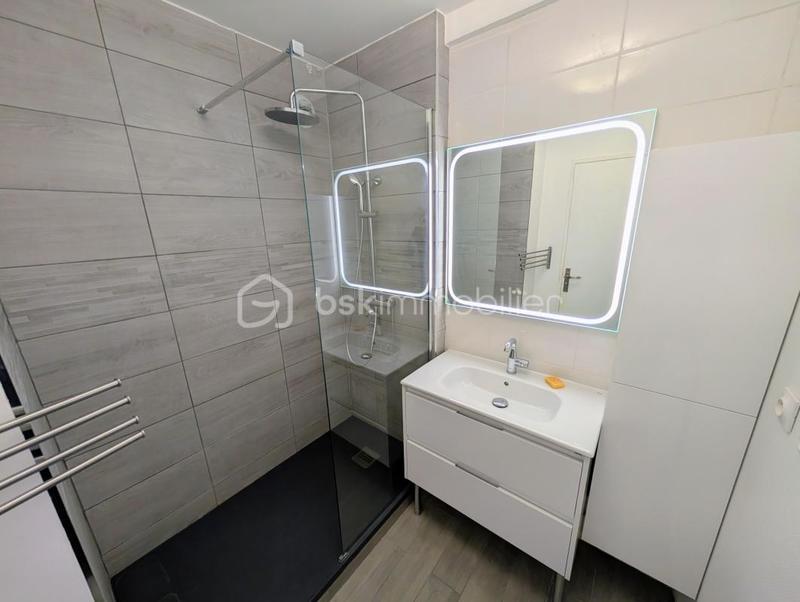 Appartement - 77 m² - 4 pièces