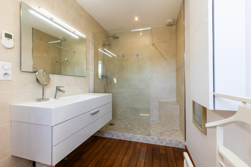 Maison - 200 m² - 7 pièces