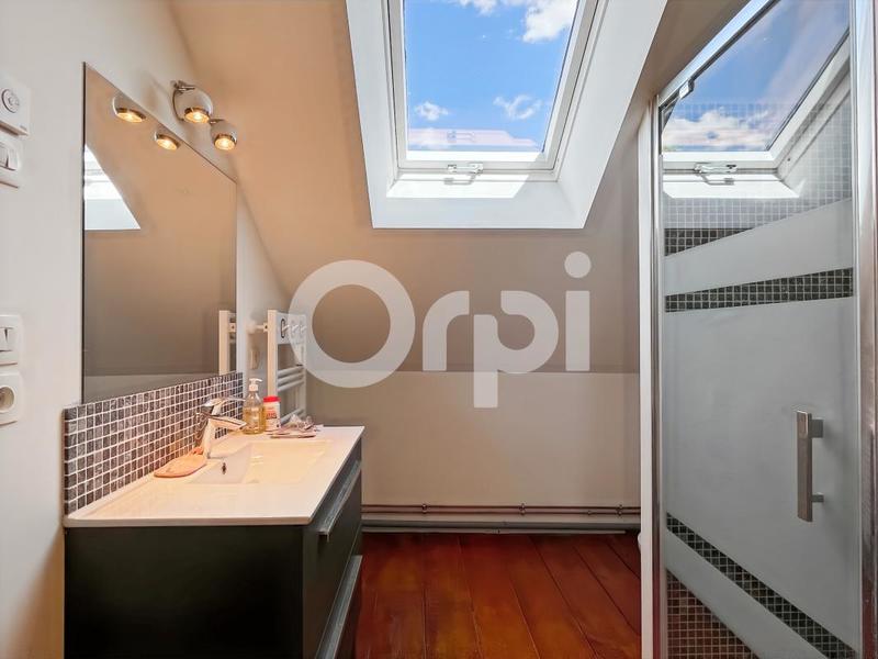 Propriété - 164 m² - 8 pièces