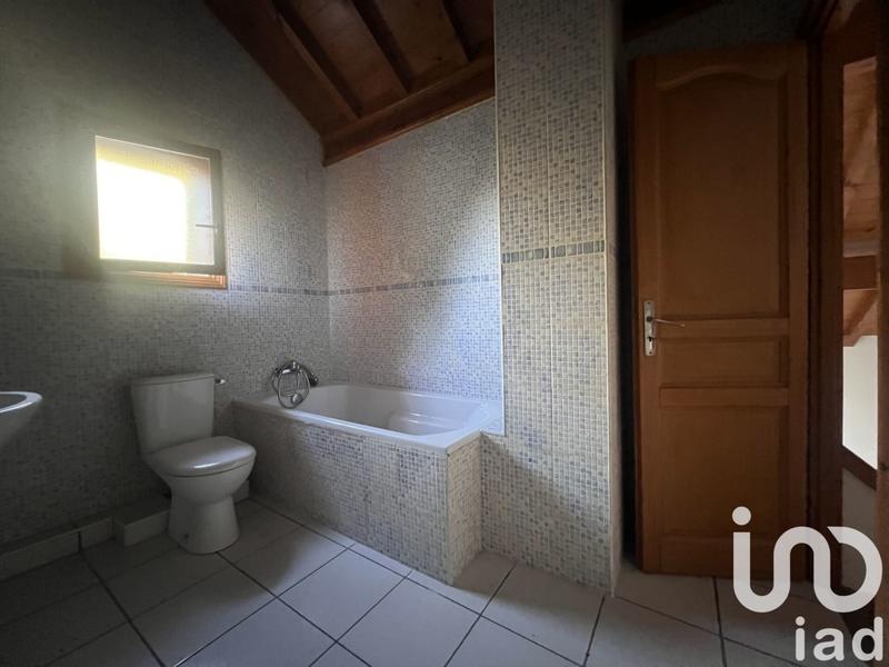 Maison - 121 m² - 5 pièces