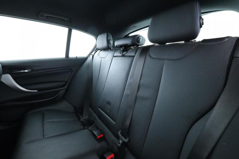 Bmw Série 1 118iA m Sport Ultimate 5p 136 ch