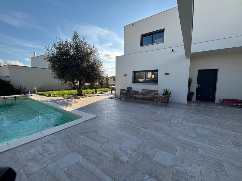 Villa - 150 m² - 4 pièces