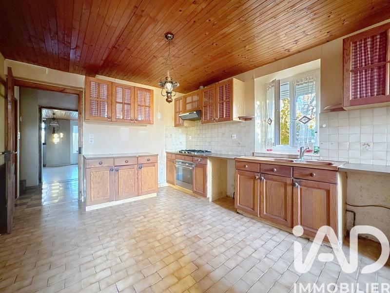 Maison - 98 m² - 5 pièces