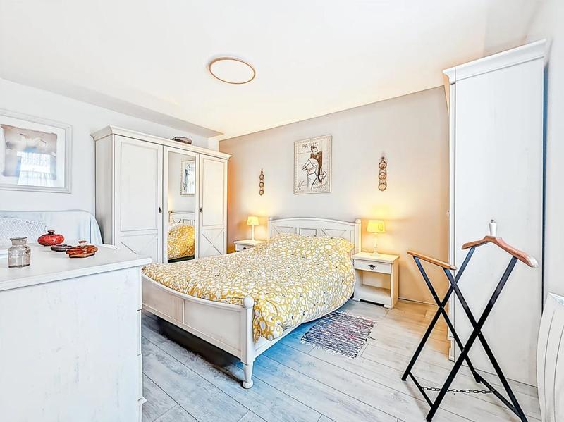 Maison en pierre - 140 m² - 5 pièces