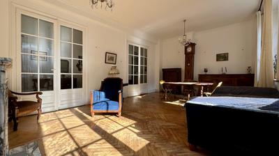 Appartement - 86 m² - 2 pièces