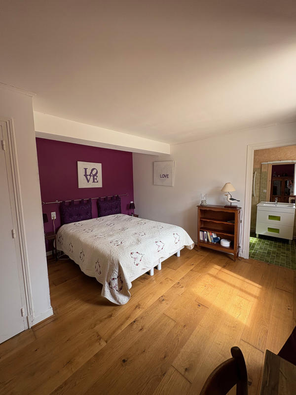 Propriété - 300 m² - 13 pièces