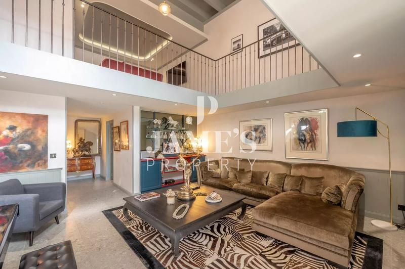 Maison de village - 210 m² - 7 pièces