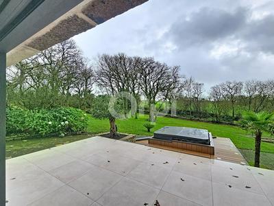 Maison - 125 m² - 5 pièces