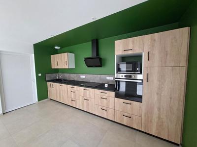 Maison - 94 m² - 4 pièces