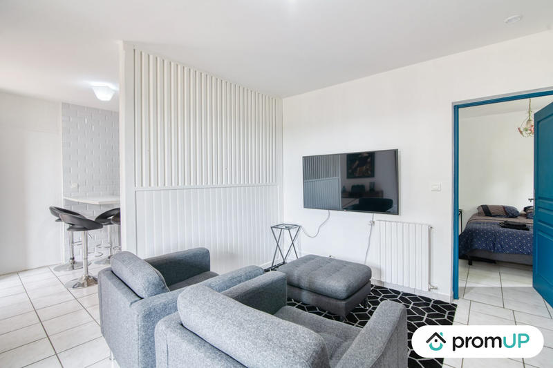 Maison traditionnelle - 340 m² - 16 pièces