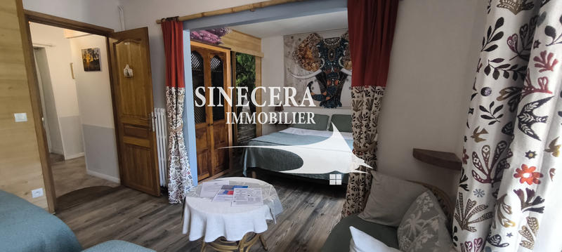 Maison de village - 350 m² - 17 pièces