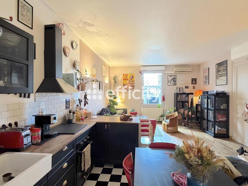 Appartement - 80 m² - 3 pièces