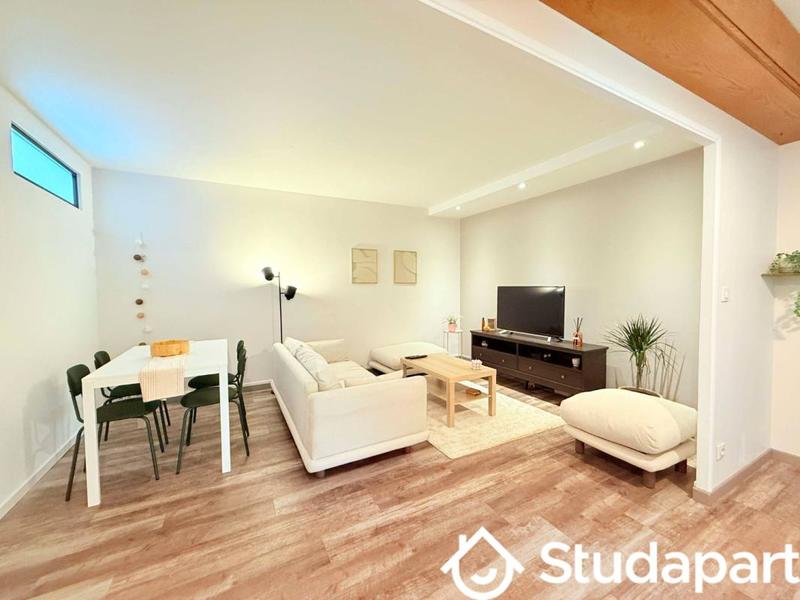 Chambre - 16 m² - 1 pièce