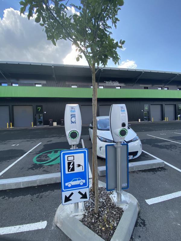 Entrepôt - 295 m² - 4 pièces