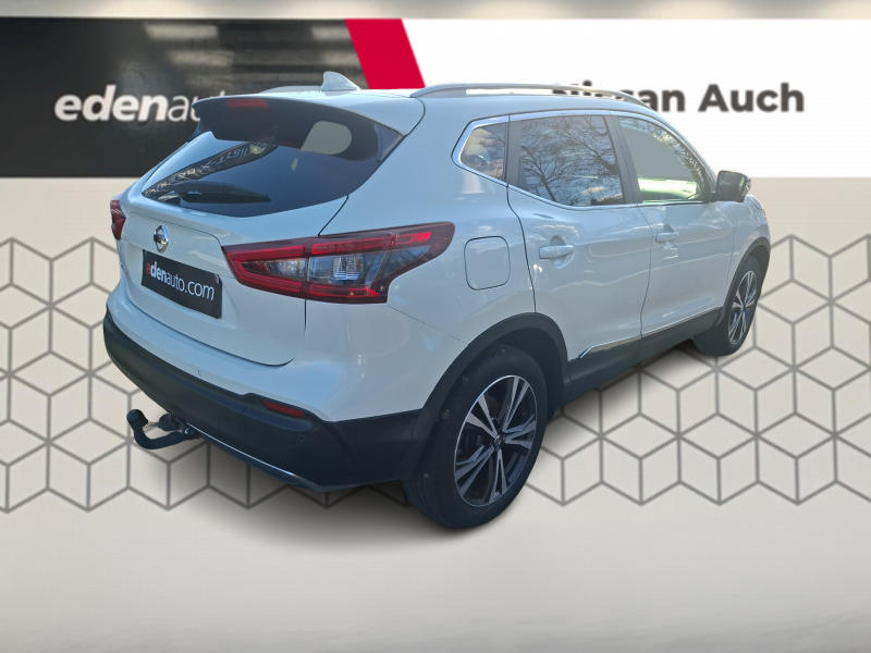 Nissan Qashqai 1.3 Dig-T 140 n-Connecta