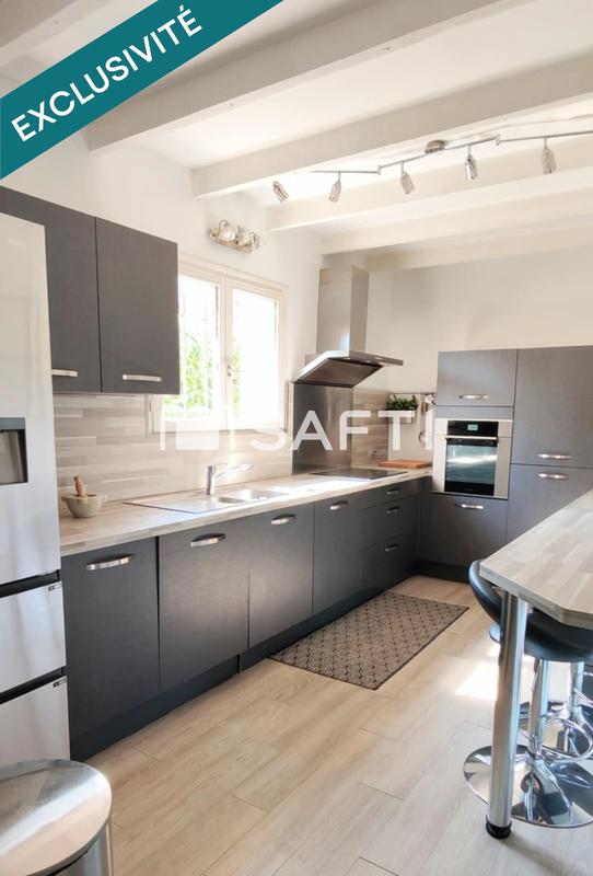 Maison - 200 m² - 7 pièces