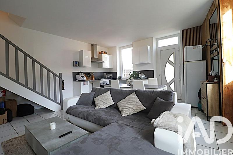 Maison - 205 m² - 8 pièces