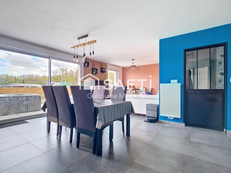 Maison - 153 m² - 6 pièces