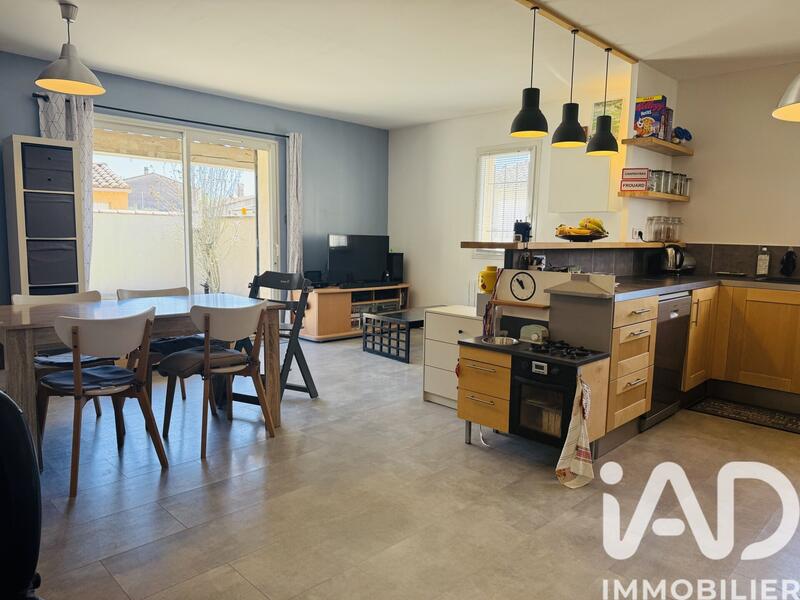 Maison - 77 m² - 5 pièces