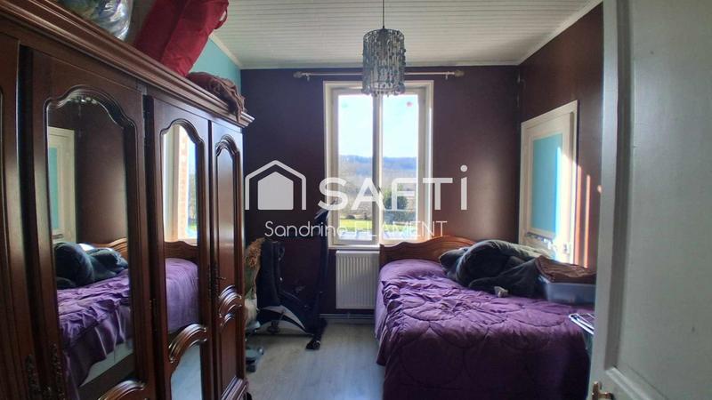 Maison - 185 m² - 7 pièces