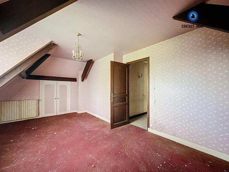 Maison - 227 m² - 9 pièces