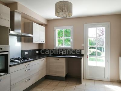 Maison - 151 m² - 7 pièces