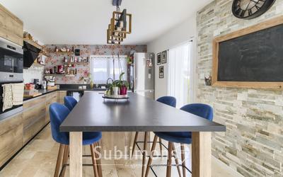 Maison - 96 m² - 5 pièces