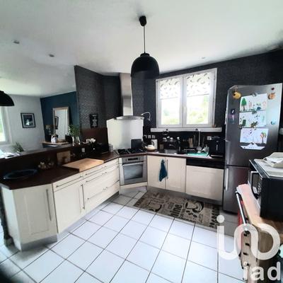 Maison - 88 m² - 4 pièces