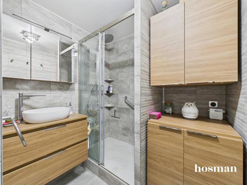 Appartement - 97 m² - 5 pièces