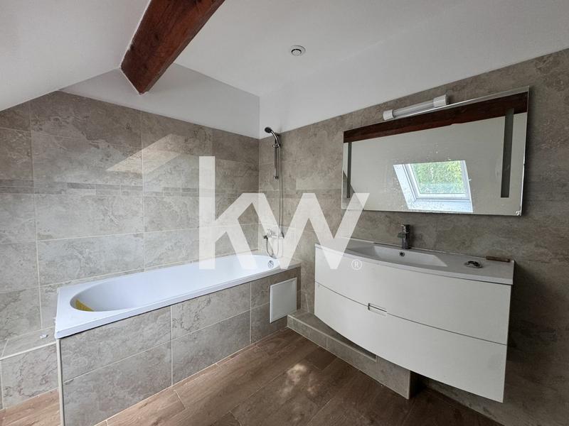 Maison - 147 m² - 5 pièces